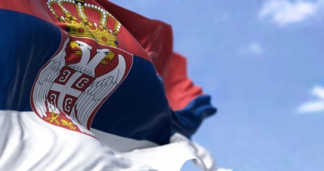 Scandal in Montenegro: A girl tears, destroys and spits on the flag of Serbia