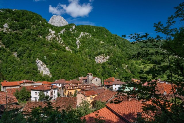 Potrebno vam je 3.000 evra? Preselite se u Španiju i zaradite novac FOTO