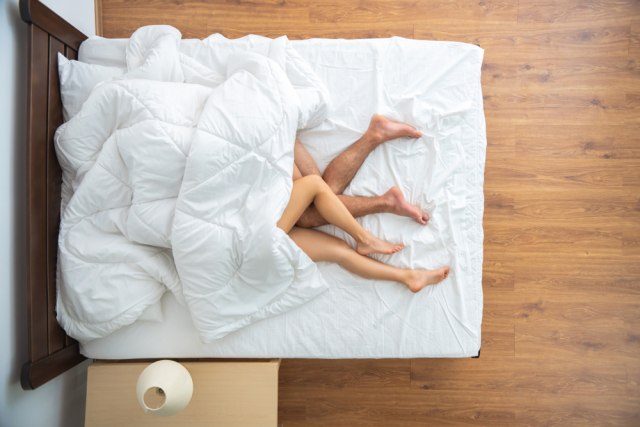 Kako se INTIMNI ODNOSI menjaju u zavisnosti od godina koje imate? Da li ste se pronašli?