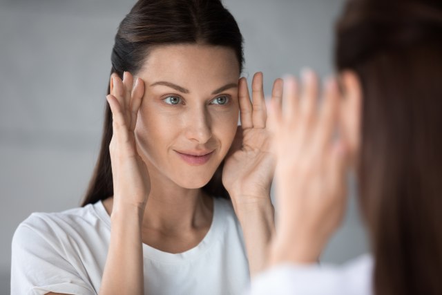 Sedam vežbi koje će vam skinuti sedam godina s lica