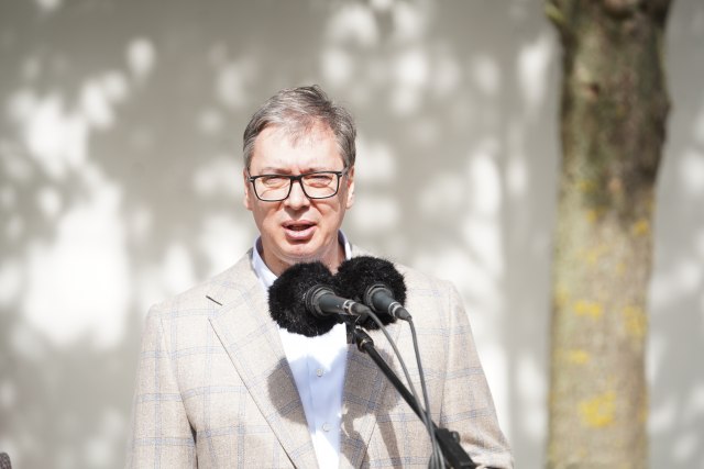 Vuèiæ na zboru Krajišnika: "Srbija ima veliko srce, a vi Krajišnici imate još veæe" VIDEO