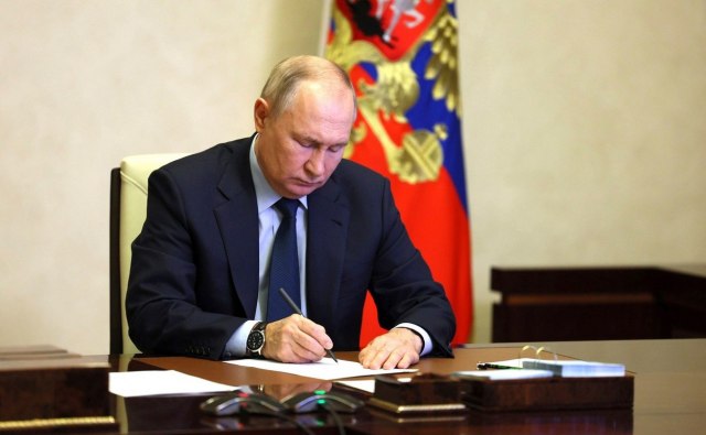 Putin odluèio: Rusija se povlaèi iz sporazuma; "Trka" može da poène?