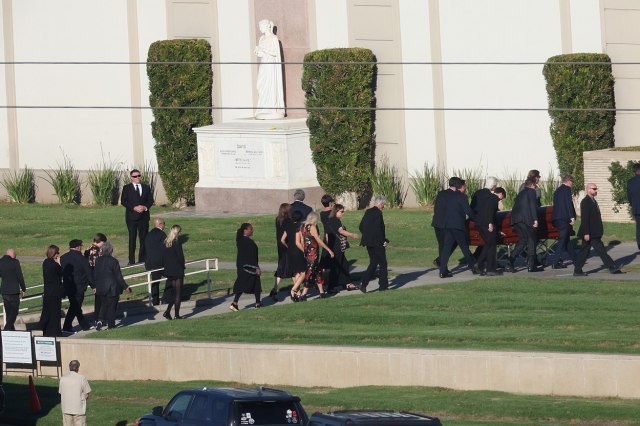 Potresni prizori: Metju Peri sahranjen na mestu sa posebnom simbolikom FOTO