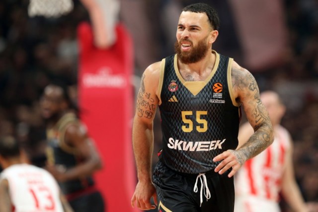 Džejms o "manipulatoru" Mesini: Pogledaj se u ogledalo