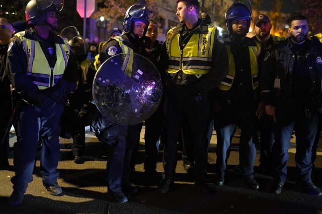 Clash between the police and protesters in Washington: There are injured and arrested