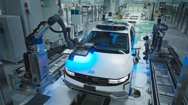 Revolucija: Hyundai pokreće serijsku proizvodnju robotaksija