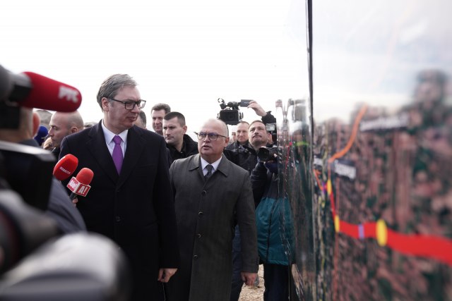 Gradi se nova brza saobraćajnica. Vučić: Finansije bolje nego ikad FOTO/VIDEO