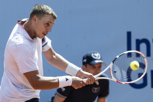 Meðedoviæ gazi u Džedi, pao i Van Aš za prvo mesto u grupi