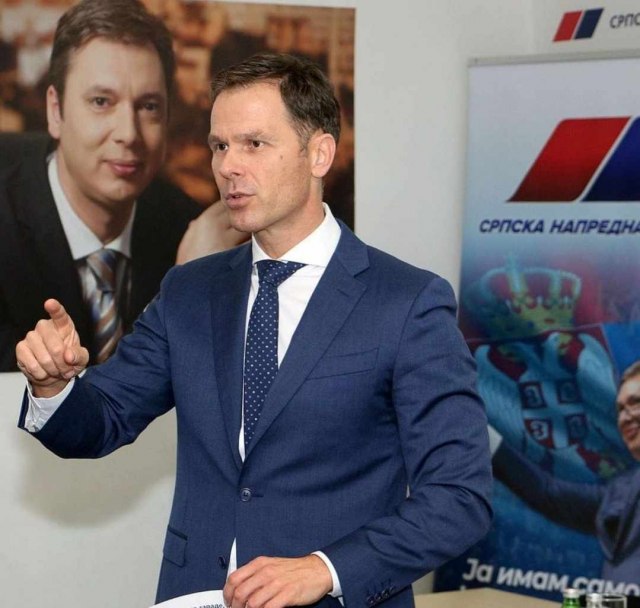 Siniša Mali u Smederevu: "Mladi su buduænost Srbije" FOTO