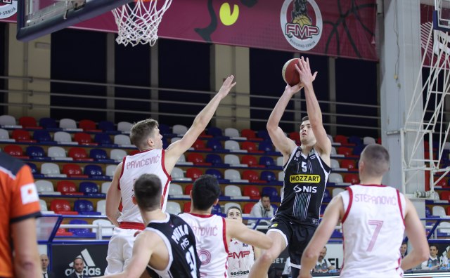 Pukla stotka u Železniku – Partizan uništio FMP