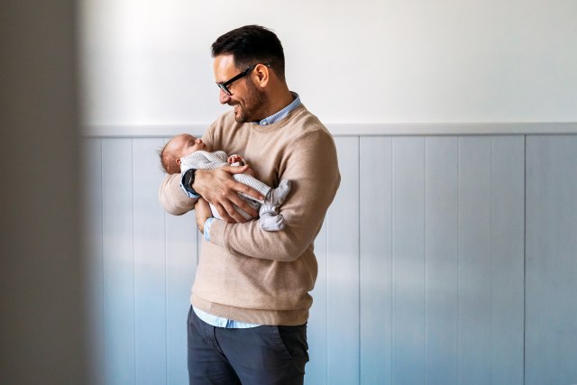 Beograðanin iz Amerike ostvario svoj san: Dobio dete uz pomoæ surogat majke, a koštalo ga je papreno