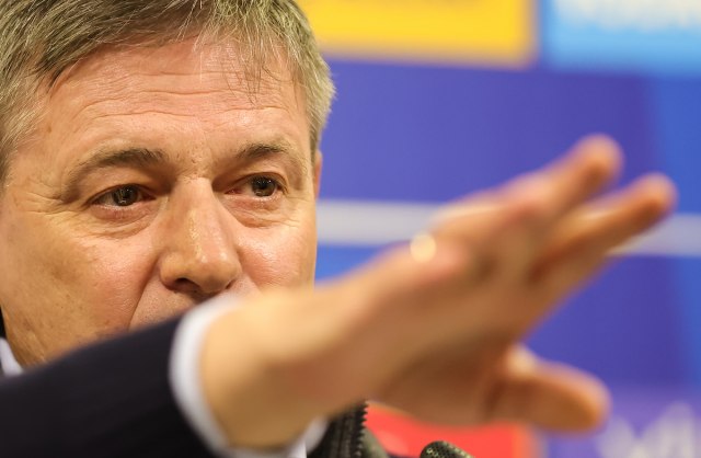 Piksi odbrusio Vidiæu: Šta i da je 116 miliona?