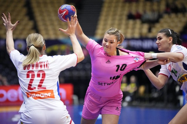 Srbija "pregazila" Èile i obezbedila plasman u narednu fazu SP