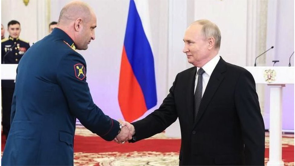 Potpukovnik ruske vojske obratio se Vladimiru Putinu sa molbom da se kandiduje za novi mandat/Valery Sharifulin/TASS