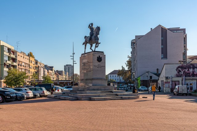 Ovo je razlog zašto je usporena gradnja podzemne garaže na Trgu republike