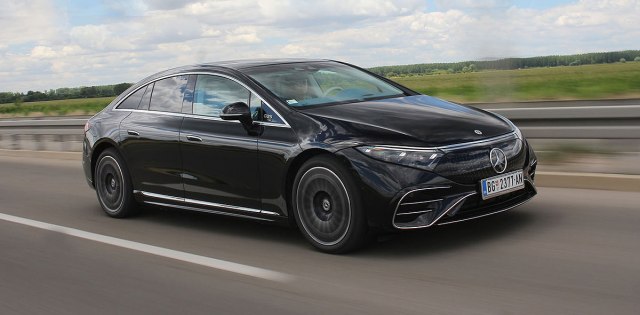 Test e-automobila: Mercedes EQS 580 – lebdeća krstarica