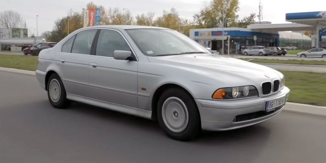 Test polovnjaka: Da li je moguæe – BMW E39 sa samo 120.000 km, a star 22 godine?! VIDEO
