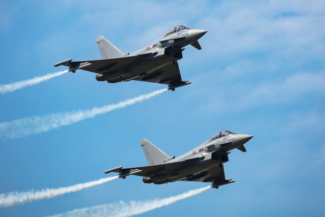 Nemaèka ukida veto: "Šaljemo vam borbene avione"