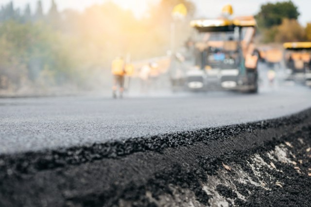 More than 166 kilometers of new roads in Serbia this year