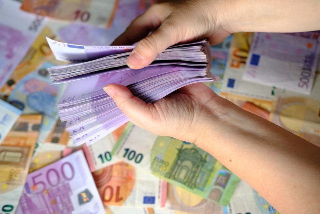 Evo kako da se prijavite za novu pomoć države od 10.000 evra