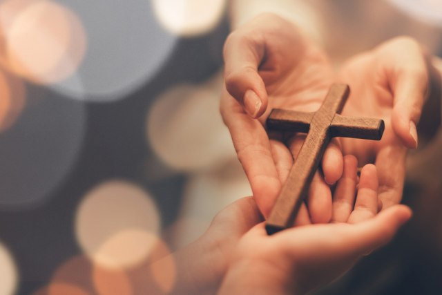 Danas je Krstovdan, cela godina će vam biti naopaka ako ne uradite ovo