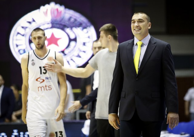 Dan kada æe Partizan reæi poslednje Deki Ciao (TV B92)
