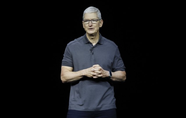 Kuk najavio: Generativna AI stiže na Apple uređaje