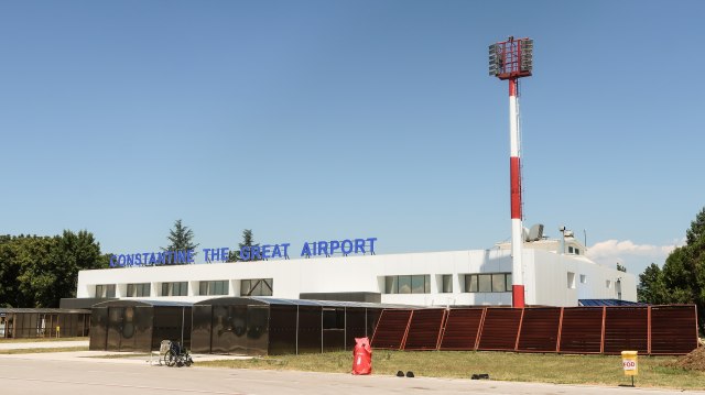 Gradi se nova rulna staza i dodatni parking na aerodromu u Nišu