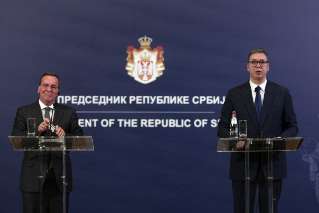 Vučić: 