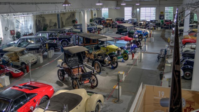 Nastavlja se saga o Muzeju automobila; Vesić: Bio sastanak sa premijerkom, uključuje se i Vlada