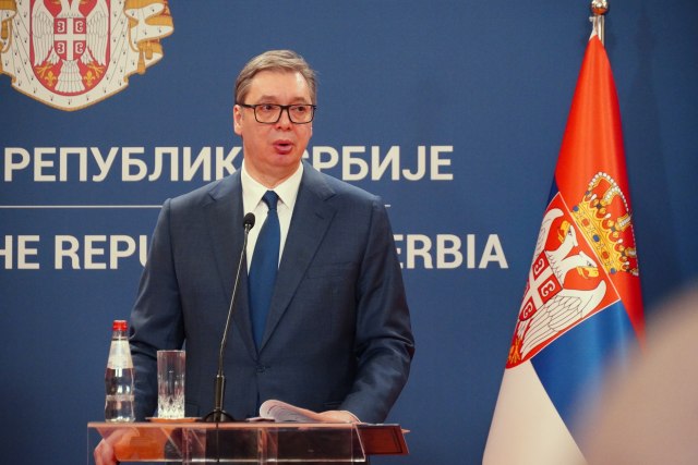 Novca ima. Vučić: Paradoksalno je, malo zemalja u svetu ima taj problem