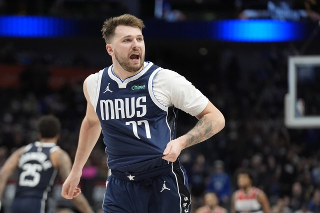 Tripl-dabl Dončića, Voriorsi slavili bez Kera, Vulvsima derbi Zapada VIDEO