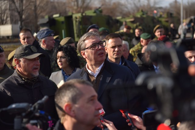Stiže još nora. Vučić: Ovo je ogromno pojačanje za našu Vojsku FOTO/VIDEO