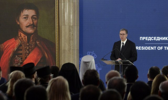 Svečanost za Dan državnosti: Vučić uručio ordenje mati Haritini, sinu Dejana Milojevića i devojčici Pavlini