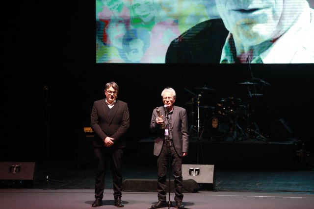 Želimir Žilnik primio nagradu "Beogradski pobednik" na otvaranju FEST-a