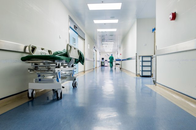 Poèela provera zbog smrti porodilje: Zdravstvena inspekcija stigla u leskovaèku Opštu bolnicu