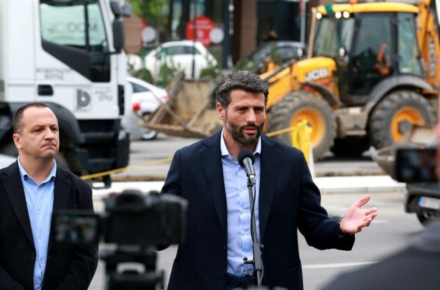 Širi se ceo Tošin bunar. Šapić: 