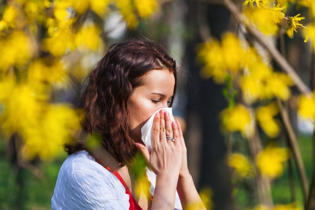 Suočavanje sa prolećnim alergijama: Ove namirnice OJAČAVAJU IMUNITET I OLAKŠAVAJU ALERGIJSKE MUKE