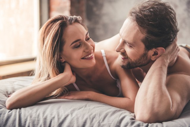 Ovih šest POZA U KREVETU su najčešće pretraživane na internetu!