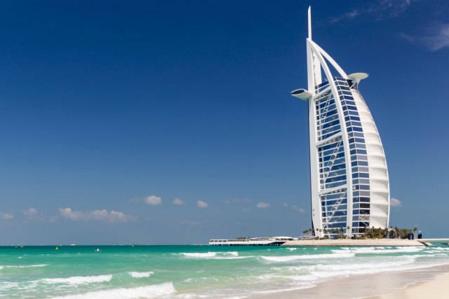 Očekivanja od Dubaija: Nezaboravno putovanje ili savršena prilika za zaposlenje