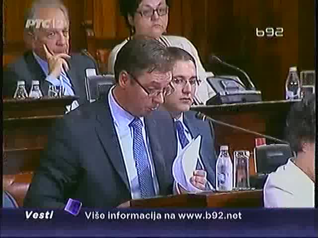 Vučić: Ugovor sa Fijatom neće biti prikazan