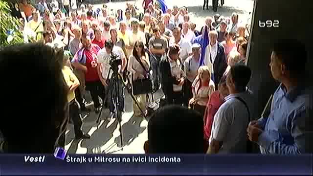 Radnici Mitrosrema protestovali ispred firme
