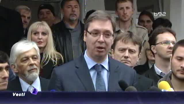 Vučić Karađorđeviću: Prvo ti plati struju...