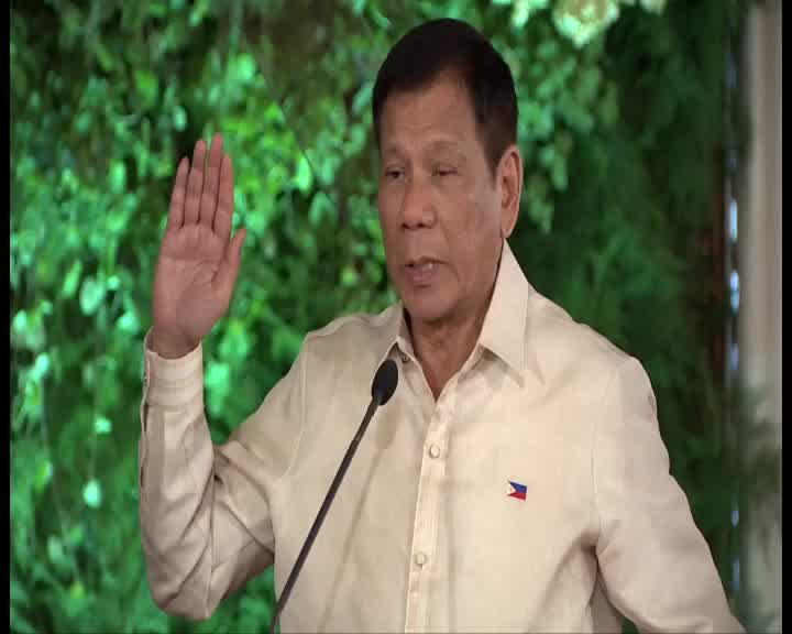 "Filipinski Tramp" položio zakletvu: Ne može se bez naroda