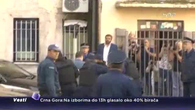 Mediji: U CG uhapšeni teroristi iz Srbije; Vučić: Čudan mi je dan...