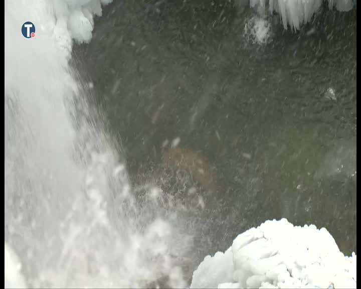 Niske temperature na Plitvicama napravile ledenu bajku