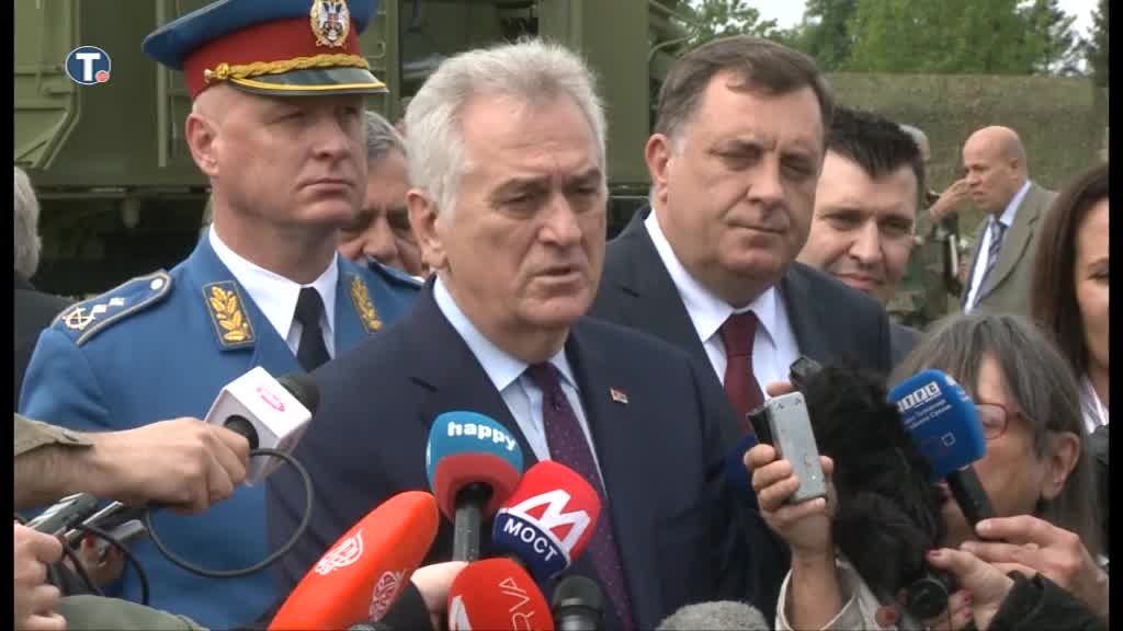 Nikolić: Srbija ima izvanrednu vojsku