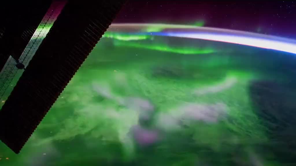 Zadivljujuæi snimci aurore borealis iz svemira