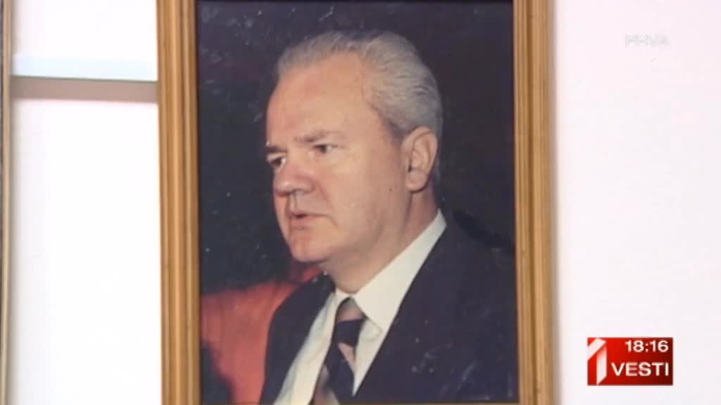 Milošević opet podelio Srbiju