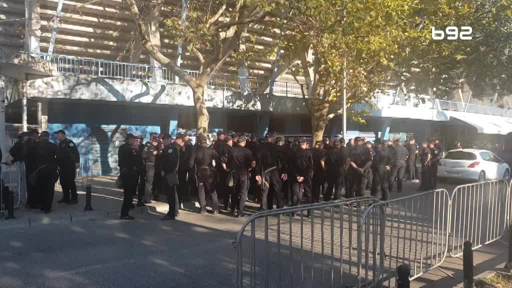 Jake policijske snage oko "Stadiona pod Goricom"